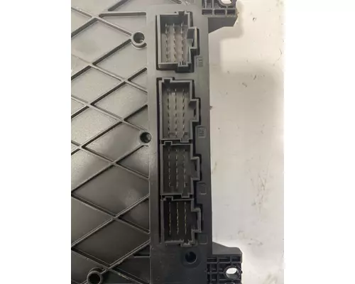 FREIGHTLINER Cascadia Fuse Box