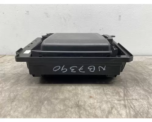 FREIGHTLINER Cascadia Fuse Box