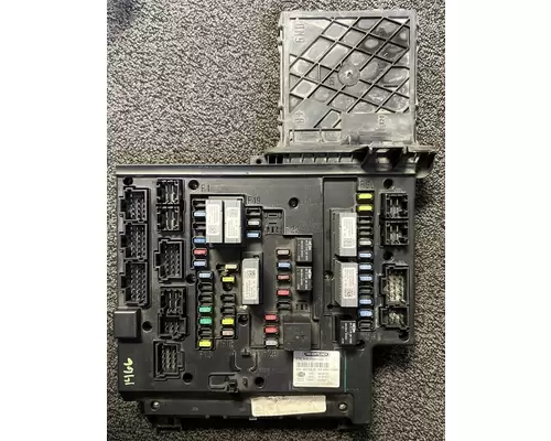 FREIGHTLINER Cascadia Fuse Box