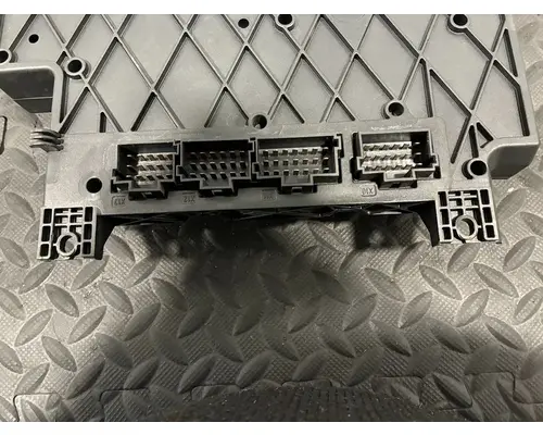 FREIGHTLINER Cascadia Fuse Box