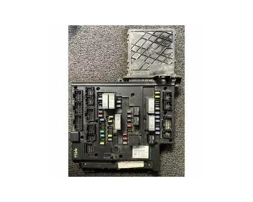 FREIGHTLINER Cascadia Fuse Box