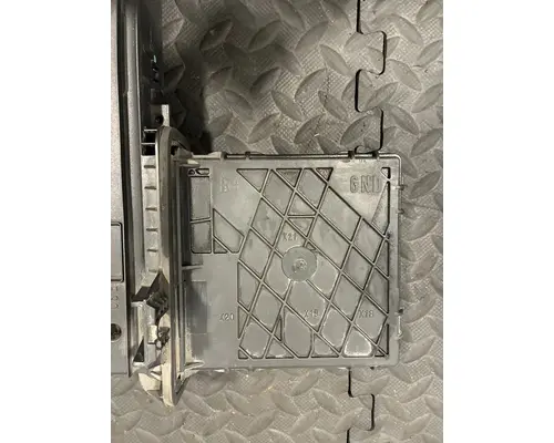 FREIGHTLINER Cascadia Fuse Box