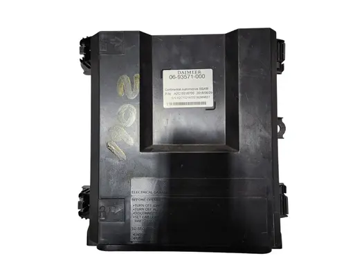 FREIGHTLINER Cascadia Fuse Box