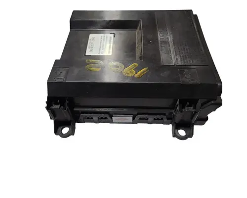 FREIGHTLINER Cascadia Fuse Box