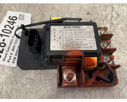 FREIGHTLINER Cascadia Fuse Panel