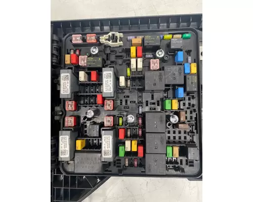 FREIGHTLINER Cascadia Fuse Panel