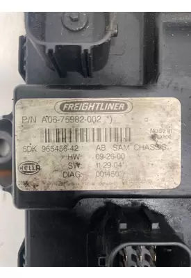 FREIGHTLINER Cascadia Fuse Panel