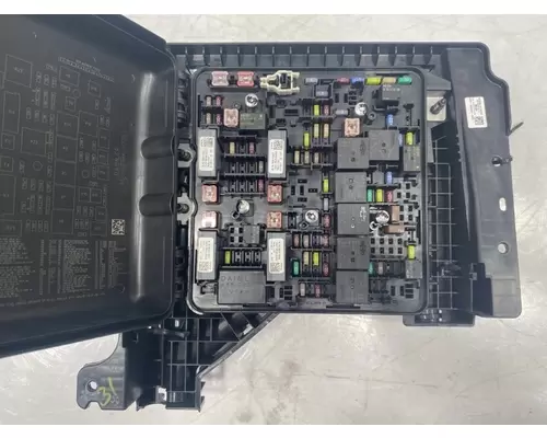 FREIGHTLINER Cascadia Fuse Panel