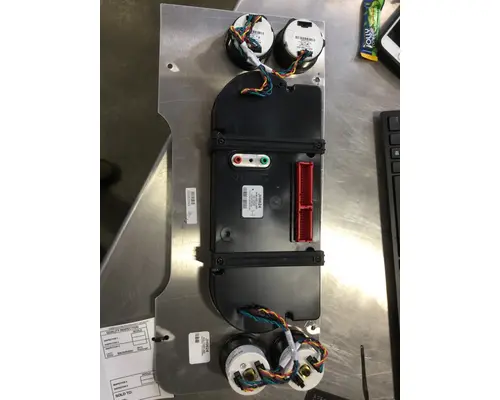 FREIGHTLINER Cascadia GAUGE