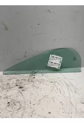 FREIGHTLINER Cascadia Glass