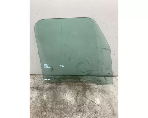 FREIGHTLINER Cascadia Glass