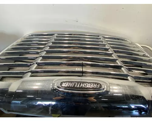 FREIGHTLINER Cascadia Grille