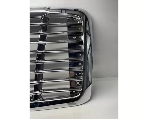 FREIGHTLINER Cascadia Grille