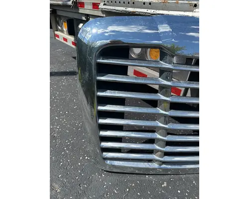 FREIGHTLINER Cascadia Grille