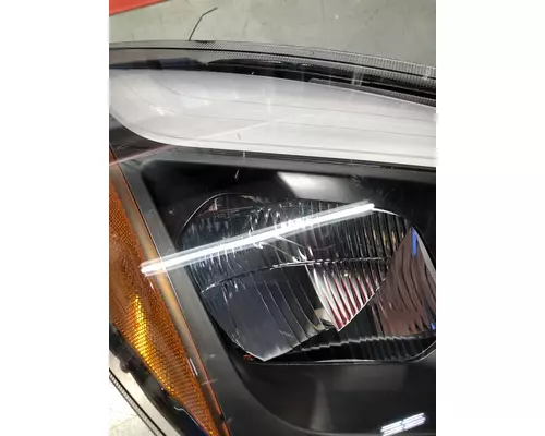 FREIGHTLINER Cascadia Headlamp Assembly