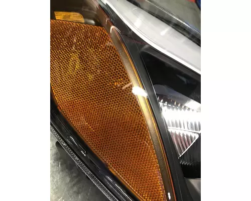 FREIGHTLINER Cascadia Headlamp Assembly