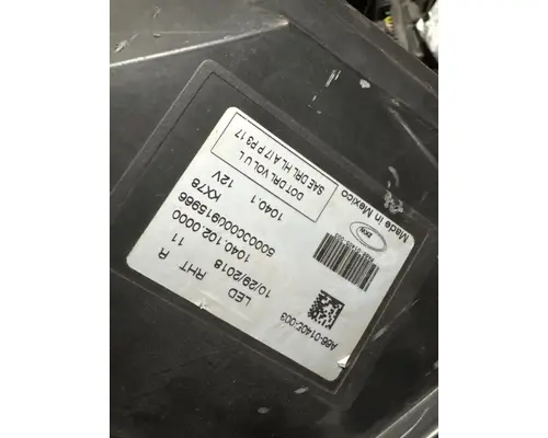 FREIGHTLINER Cascadia Headlamp Assembly
