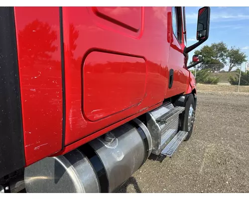 FREIGHTLINER Cascadia Heavy Trucks