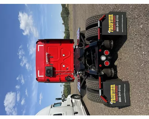 FREIGHTLINER Cascadia Heavy Trucks