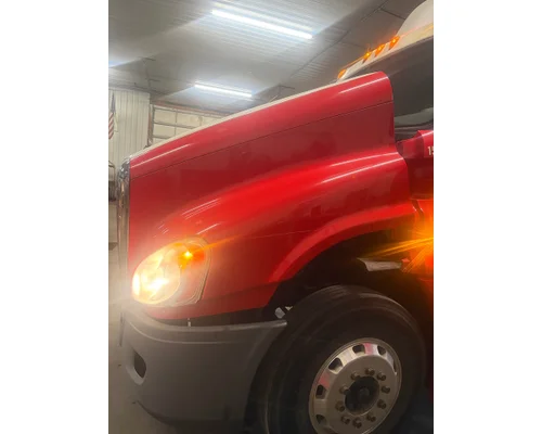 FREIGHTLINER Cascadia Hood