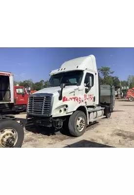 FREIGHTLINER Cascadia Hood