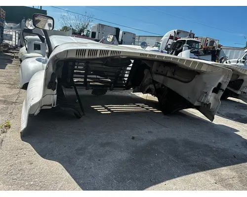 FREIGHTLINER Cascadia Hood