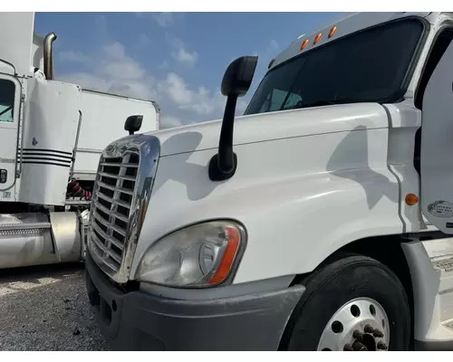 FREIGHTLINER Cascadia Hood