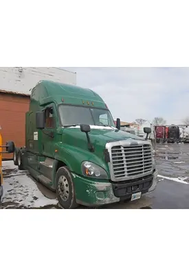 FREIGHTLINER Cascadia Hood