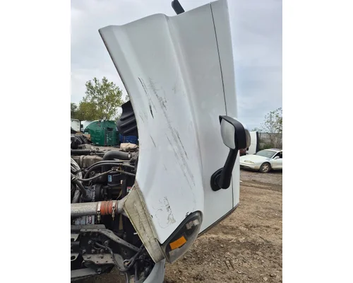 FREIGHTLINER Cascadia Hood