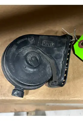 FREIGHTLINER Cascadia Horn