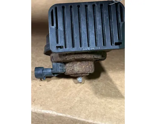 FREIGHTLINER Cascadia Horn