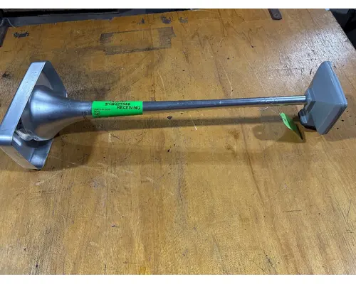 FREIGHTLINER Cascadia Horn