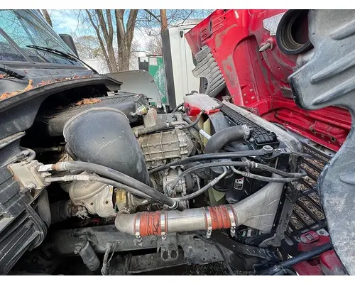 FREIGHTLINER Cascadia Hub