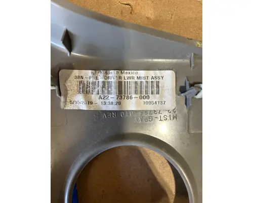 FREIGHTLINER Cascadia INTERIOR PANELS & TRIM 126