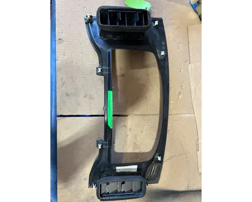 FREIGHTLINER Cascadia INTERIOR PANELS & TRIM 126