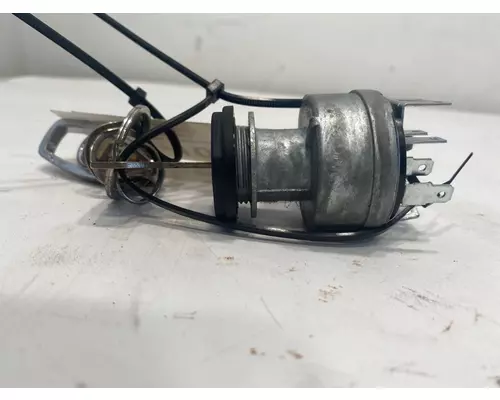FREIGHTLINER Cascadia Ignition Switch