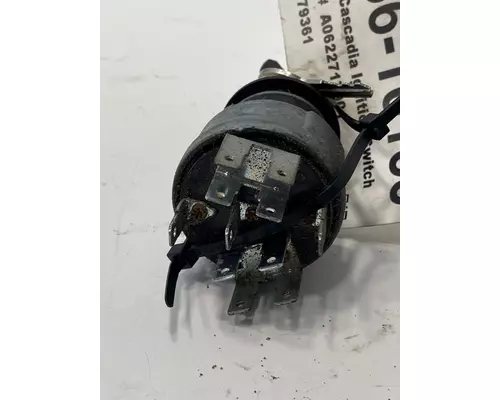 FREIGHTLINER Cascadia Ignition Switch