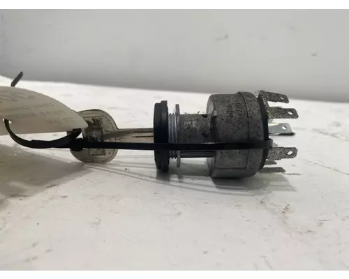 FREIGHTLINER Cascadia Ignition Switch