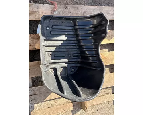 FREIGHTLINER Cascadia Inner Fender