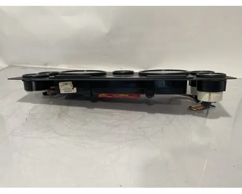 FREIGHTLINER Cascadia Instrument Cluster