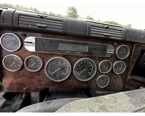 FREIGHTLINER Cascadia Instrument Cluster