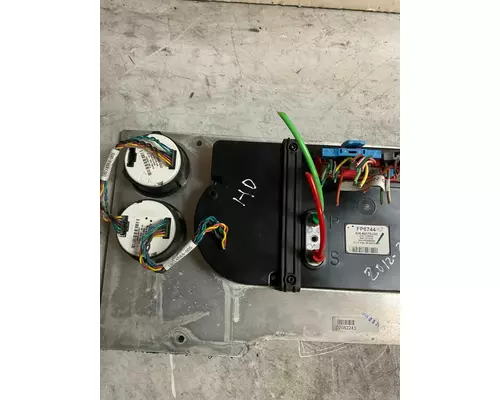FREIGHTLINER Cascadia Instrument Cluster