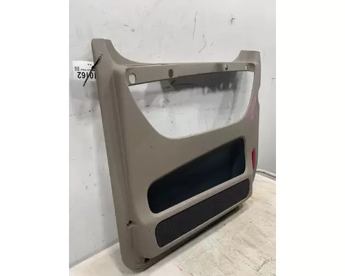 FREIGHTLINER Cascadia Interior Door Panel