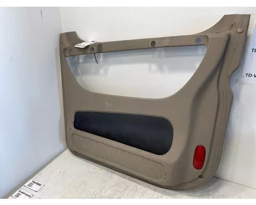 FREIGHTLINER Cascadia Interior Door Panel