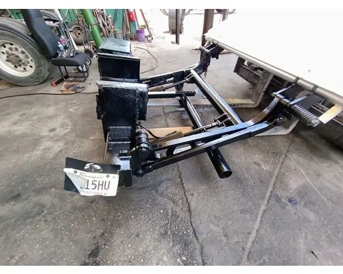 FREIGHTLINER Cascadia LIFT GATE