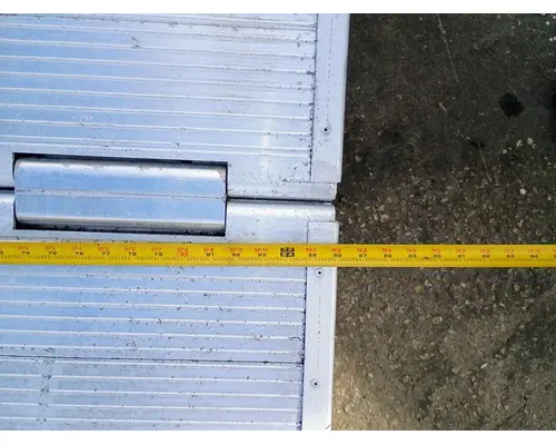 FREIGHTLINER Cascadia LIFT GATE