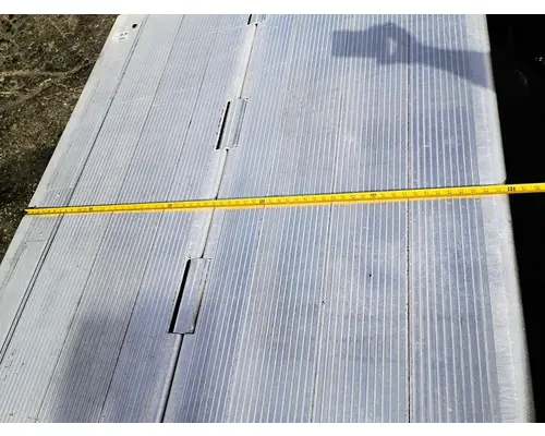 FREIGHTLINER Cascadia LIFT GATE