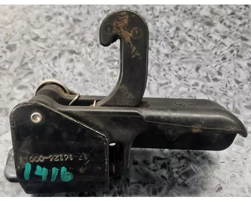 FREIGHTLINER Cascadia Latches and Locks