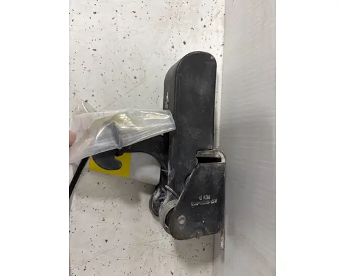 FREIGHTLINER Cascadia Latches and Locks