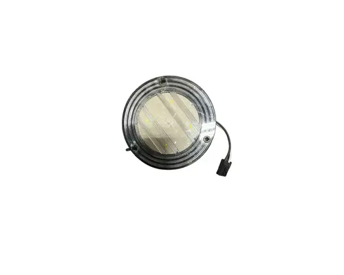 FREIGHTLINER Cascadia Lighting